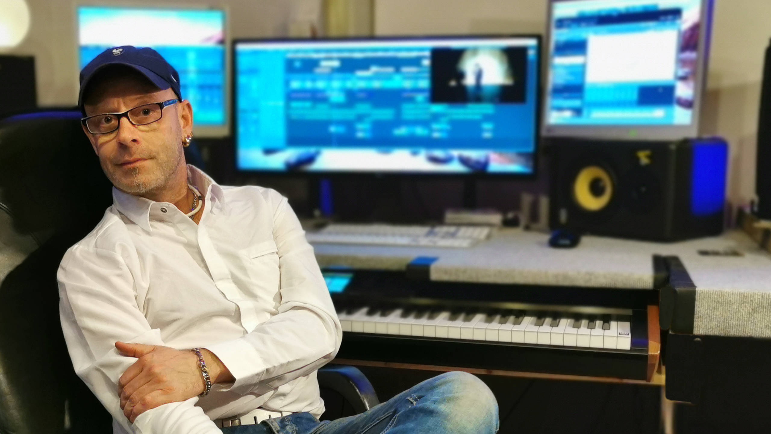 Randy_im_studio_2 minimized